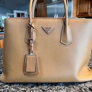 Prada Turnlock Saffiano - Excellent Shape - Authenticity Certificate Card